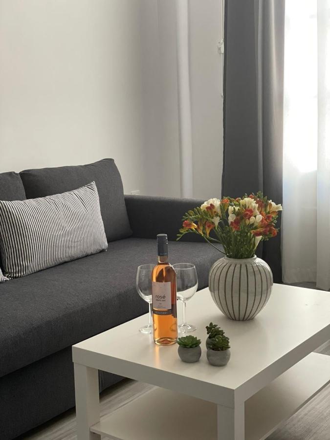 Central Suites Aegina 1 Ngoại thất bức ảnh